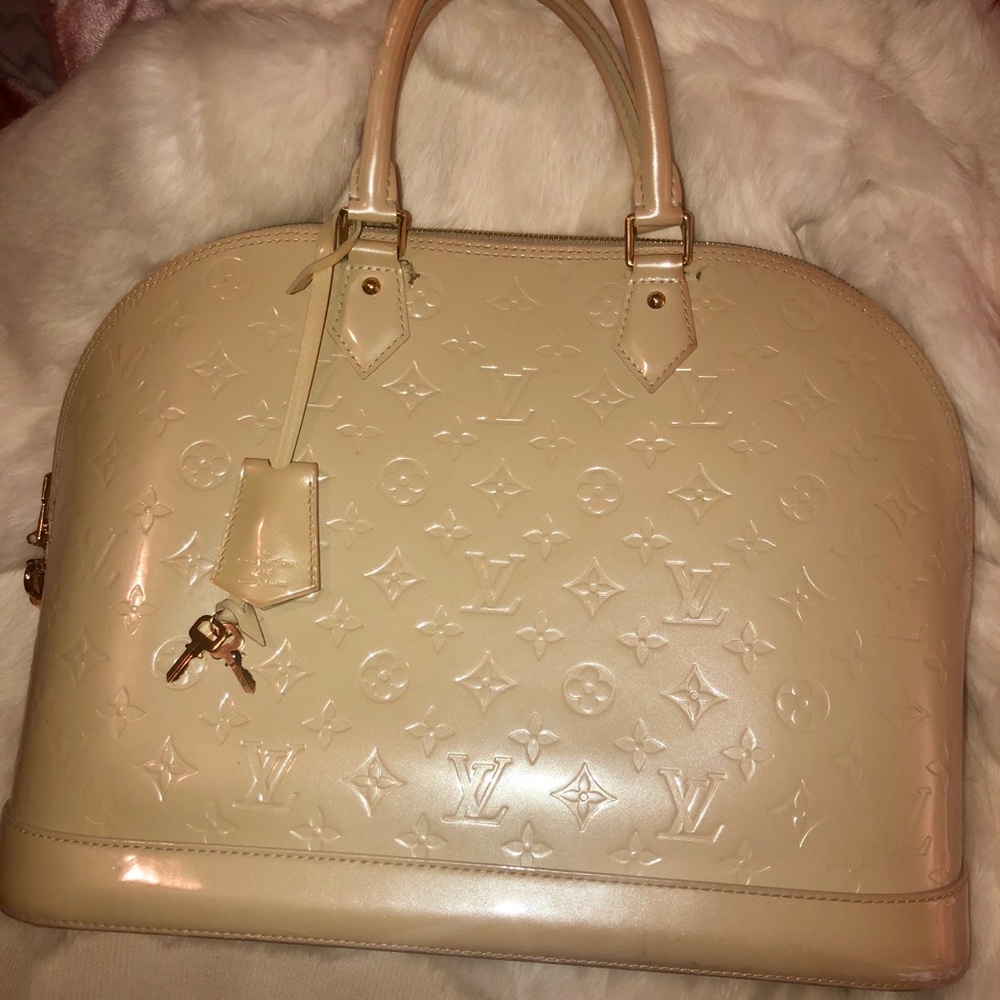 Louis Vuitton Alma GM